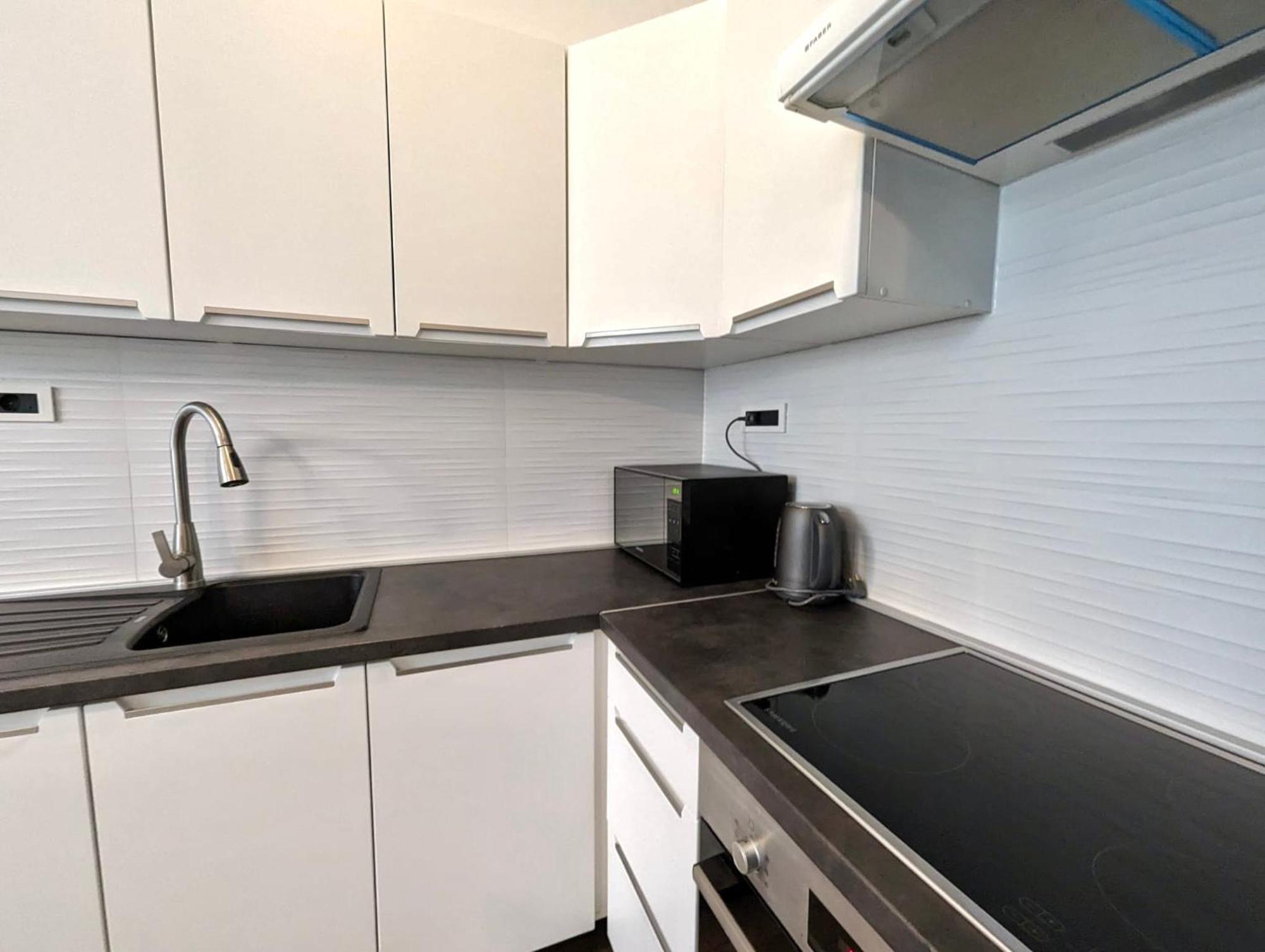 Fantabulous Downtown Abode W King Bed, 65" Tv, Washer And Tumble Dryer Zagreb Eksteriør billede
